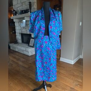 Adrianna Papell Vintage Silk Floral Midi Skirt‎ Set